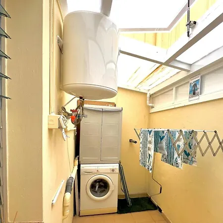 Casa De Olas - Ocean Front With Balcony شقة