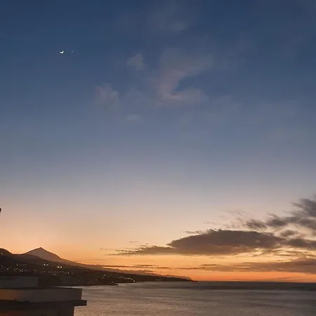 Casa De Olas - Ocean Front With Balcony بونتا ديل هيدالغو